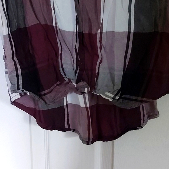 Burgundy plaid shirt - Picture 3 of 4